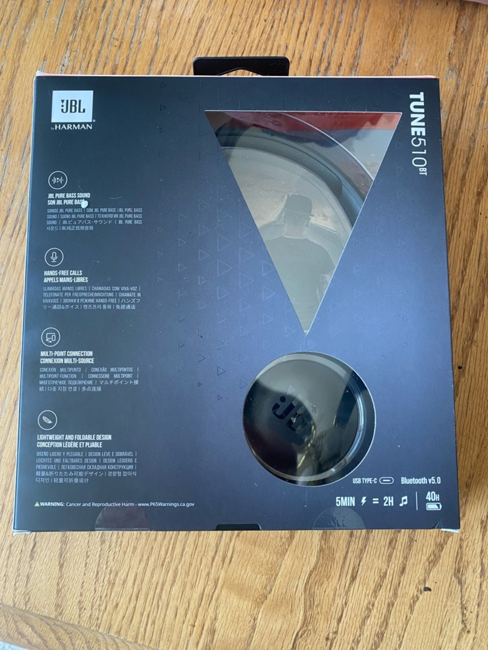 JBL TUNE 510BT Wireless Headphones - Black - Picture 2 of 3